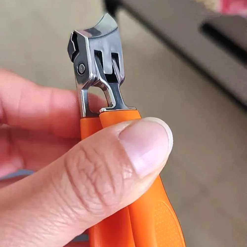 Slanted Wide Jaw Anti-Splash Nail Clippers