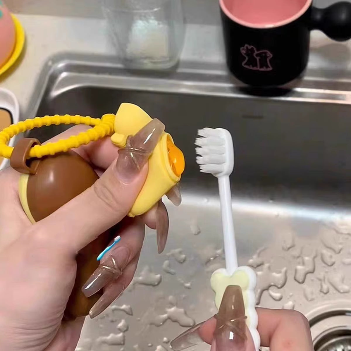 Banana Toothbrush Protective Travel Cap with Storage